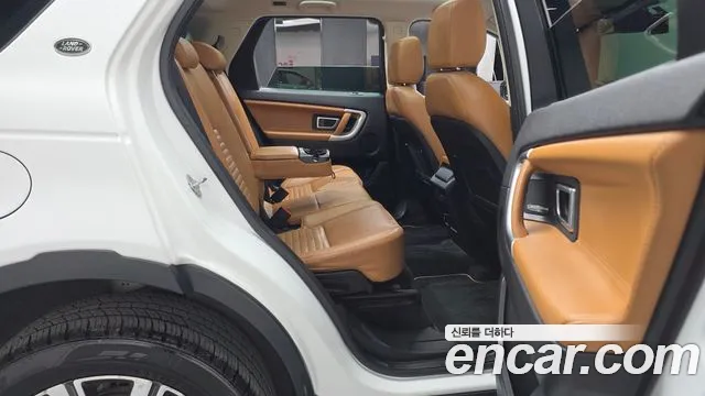 Land Rover Discovery Sport — фото 10