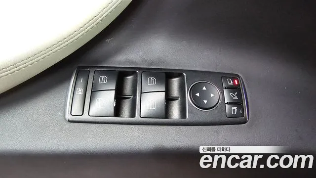 Tesla Model X — фото 18