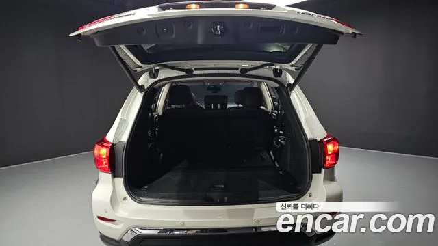 Nissan Pathfinder — фото 20