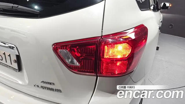 Nissan Pathfinder — фото 23