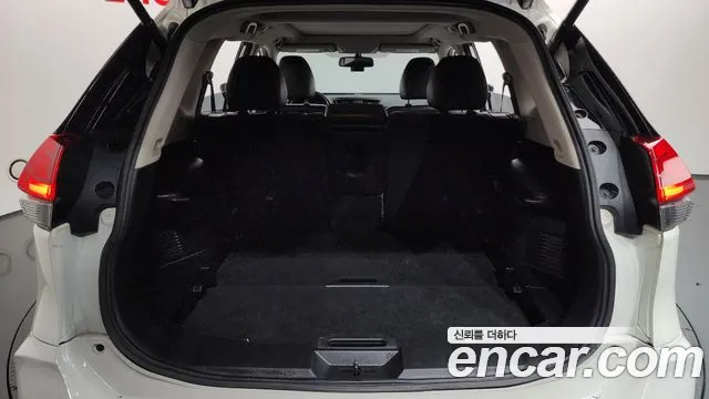 Nissan X-Trail — фото 20