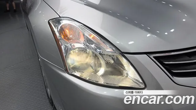 Nissan Altima — фото 22