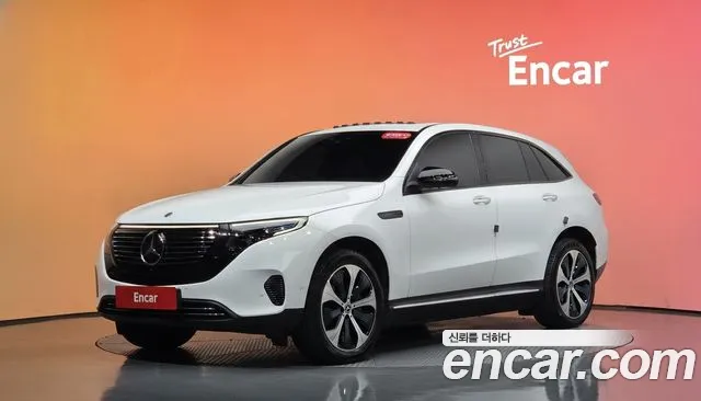 Mercedes-Benz EQC — фото 1