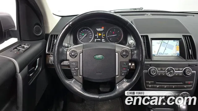 Land Rover Freelander — фото 13
