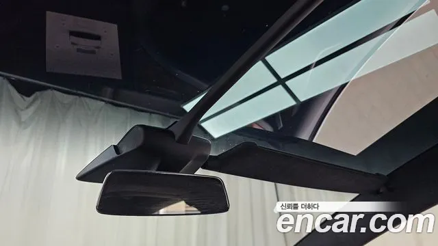 Tesla Model X — фото 18