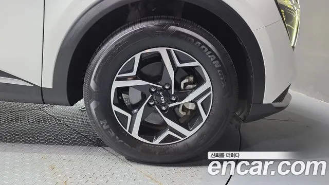Kia Sportage — фото 21