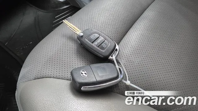 Hyundai Starex — фото 16
