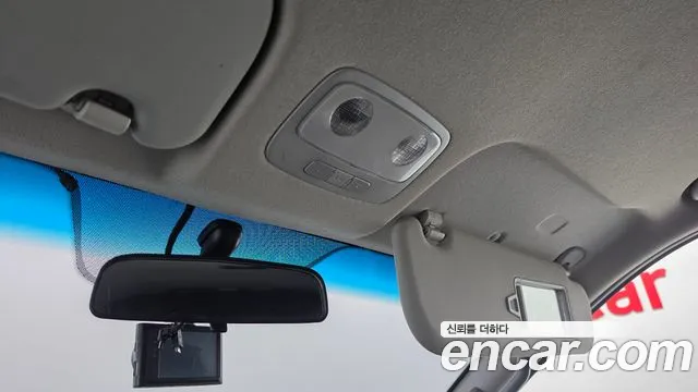 Hyundai Starex — фото 19