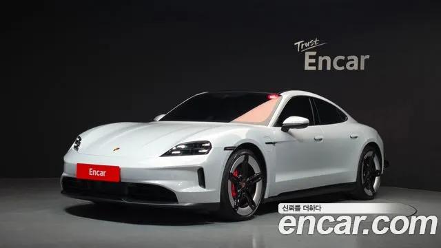 Porsche Taycan