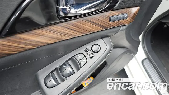 Nissan Maxima — фото 16