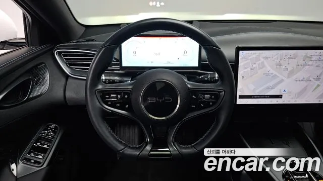 BYD Seal — фото 12