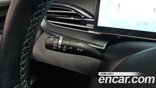 BYD Seal — фото 15