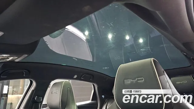 BYD Seal — фото 33
