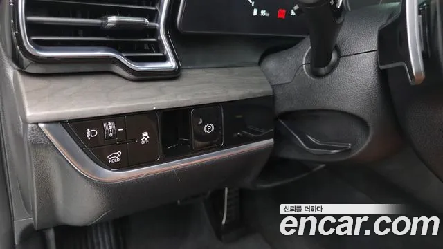 Kia Sportage — фото 11