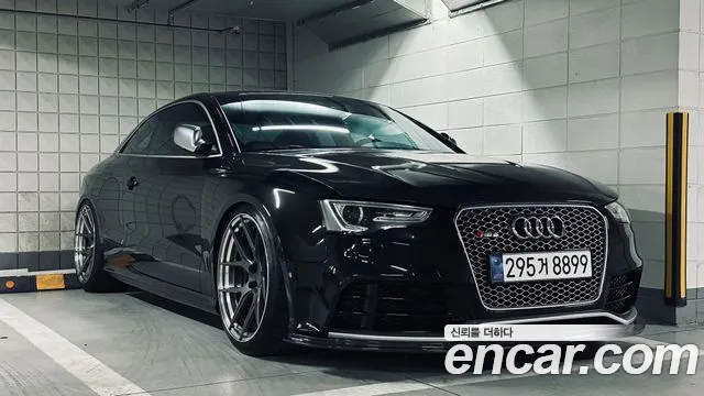 Audi RS5