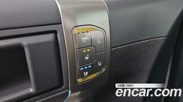 Kia EV3 — фото 27