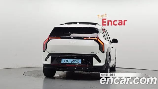 Kia EV3 — фото 4