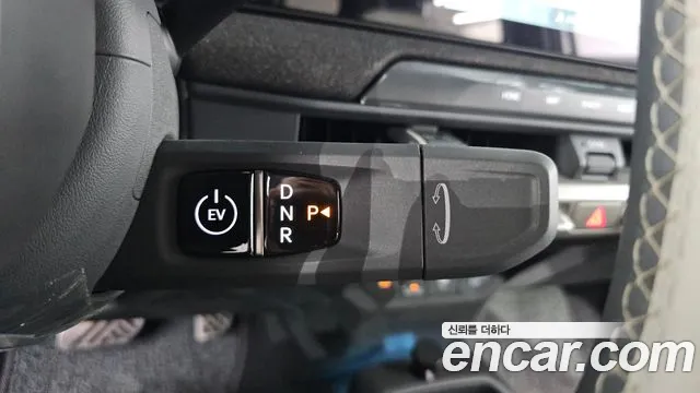 Kia EV3 — фото 9