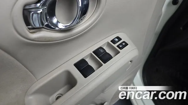 Nissan Cube — фото 29