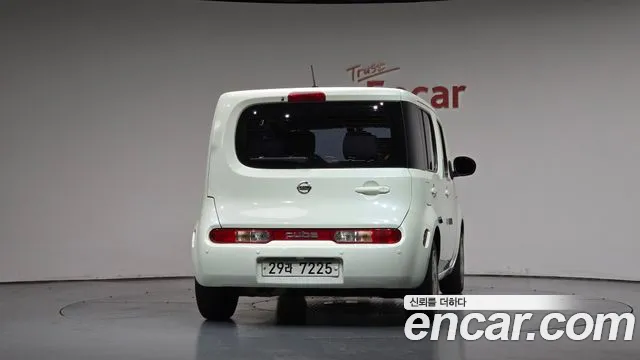 Nissan Cube — фото 3