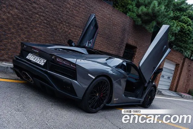 Lamborghini Aventador — фото 4