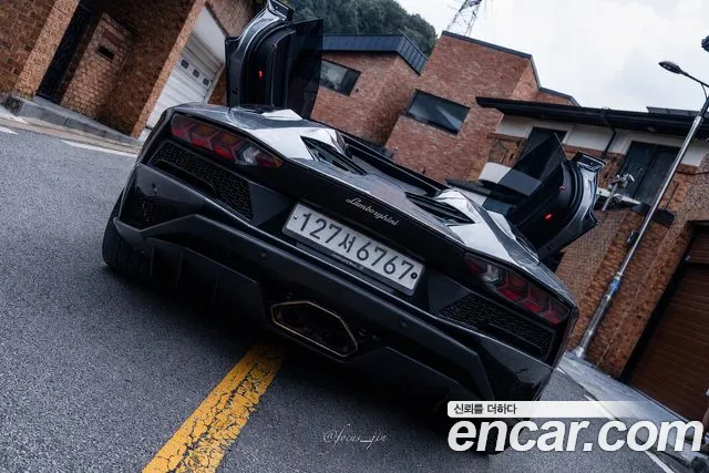 Lamborghini Aventador — фото 5