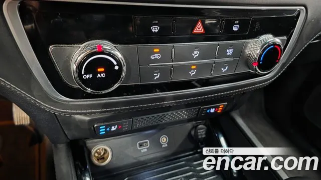 KG_Mobility_Ssangyong Rexton — фото 17