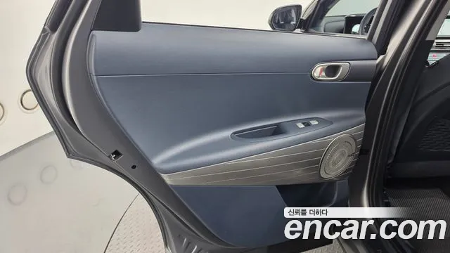 Hyundai Nexo — фото 25
