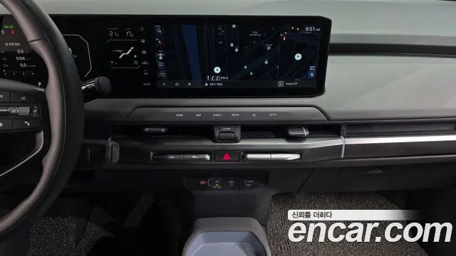 Kia EV3 — фото 15