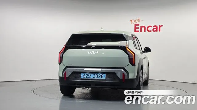 Kia EV3 — фото 4