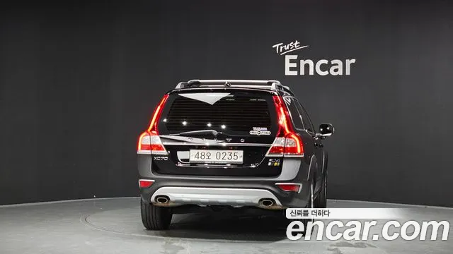 Volvo XC70 — фото 4