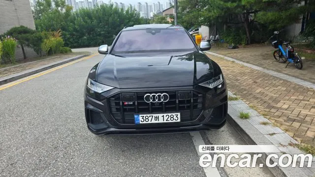 Audi SQ8