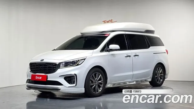 Kia Carnival — фото 1