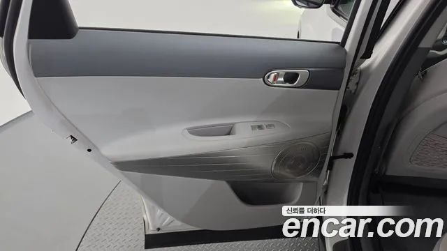 Hyundai Nexo — фото 25