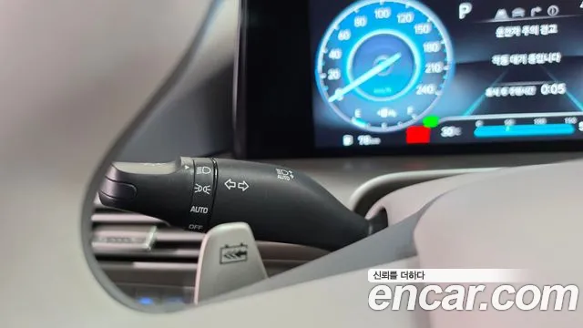 Hyundai Nexo — фото 28