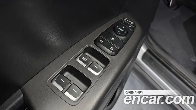 Kia Sportage — фото 13