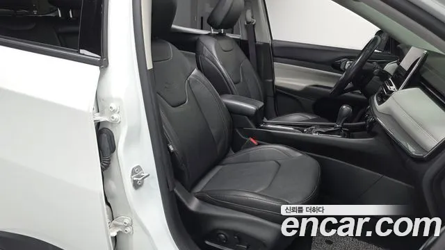 Jeep Compass — фото 11