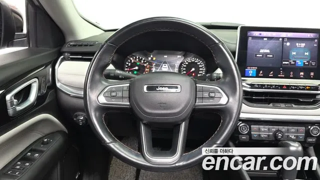 Jeep Compass — фото 13