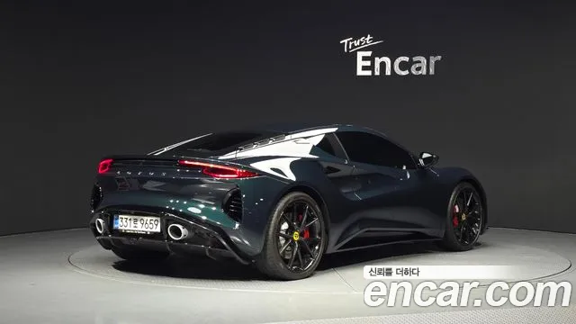 Lotus Emira — фото 2