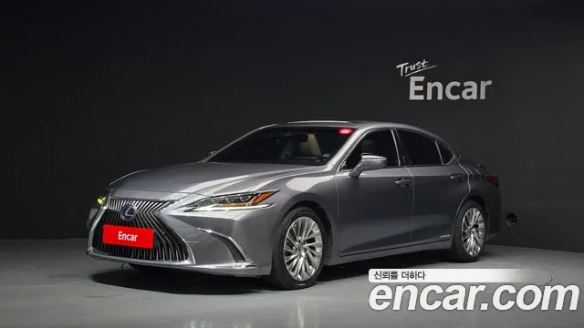 Lexus ES — фото 1