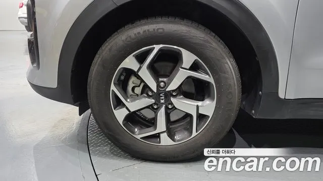 Kia Sportage — фото 5