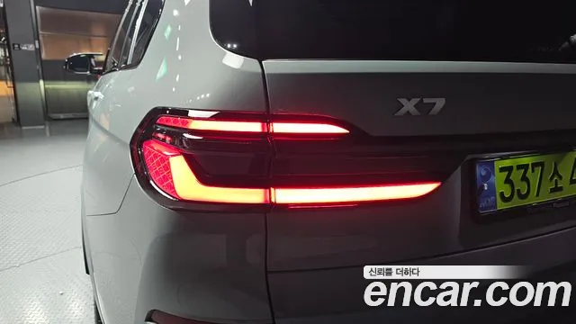 BMW X7 — фото 23
