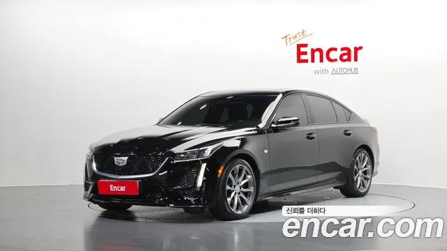 Cadillac CT5 — фото 1