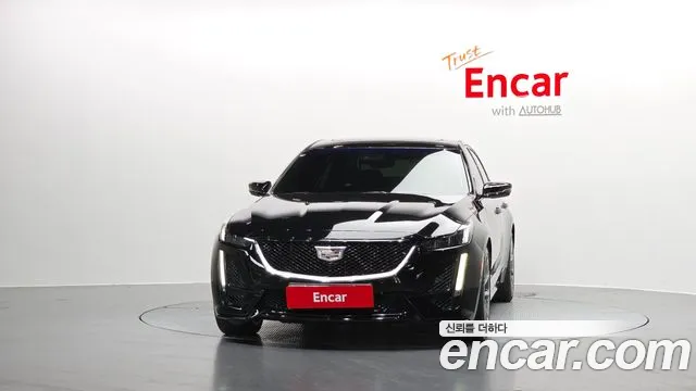Cadillac CT5 — фото 3
