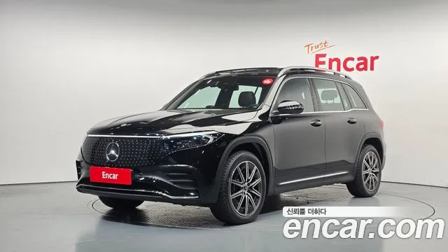 Mercedes-Benz EQB — фото 1