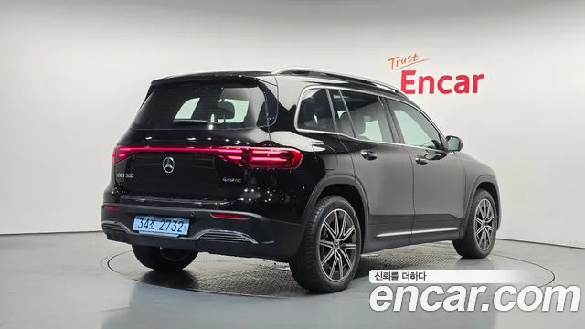 Mercedes-Benz EQB — фото 2