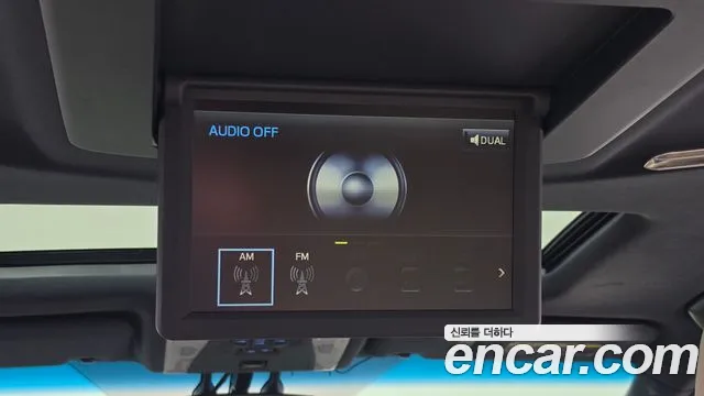 Toyota Alphard — фото 13