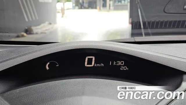 Nissan Leaf — фото 14