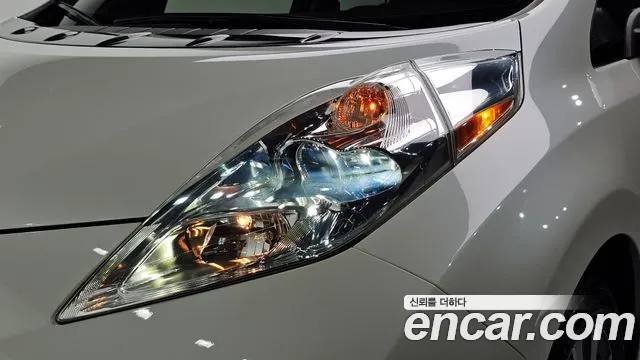 Nissan Leaf — фото 22