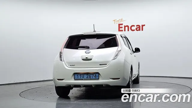 Nissan Leaf — фото 4